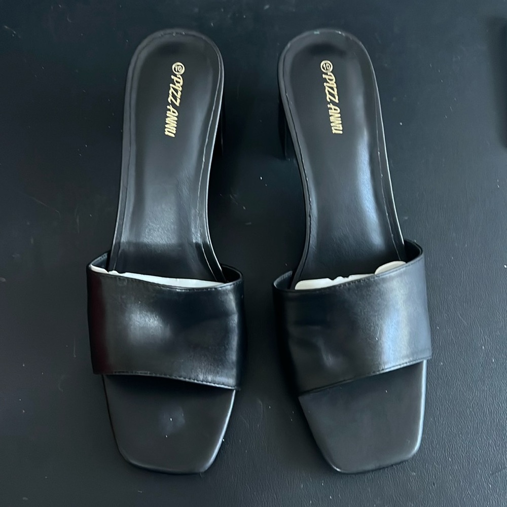 PIZZ ANNU Women's Square Open Toe